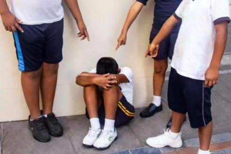 Acoso escolar: Niños de 9 y 10 años no pueden ser considerados agresores, según nuevos criterios del Minedu Acoso escolar: Niños de 9 y 10 años no pueden ser considerados agresores, según nuevos criterios del Minedu