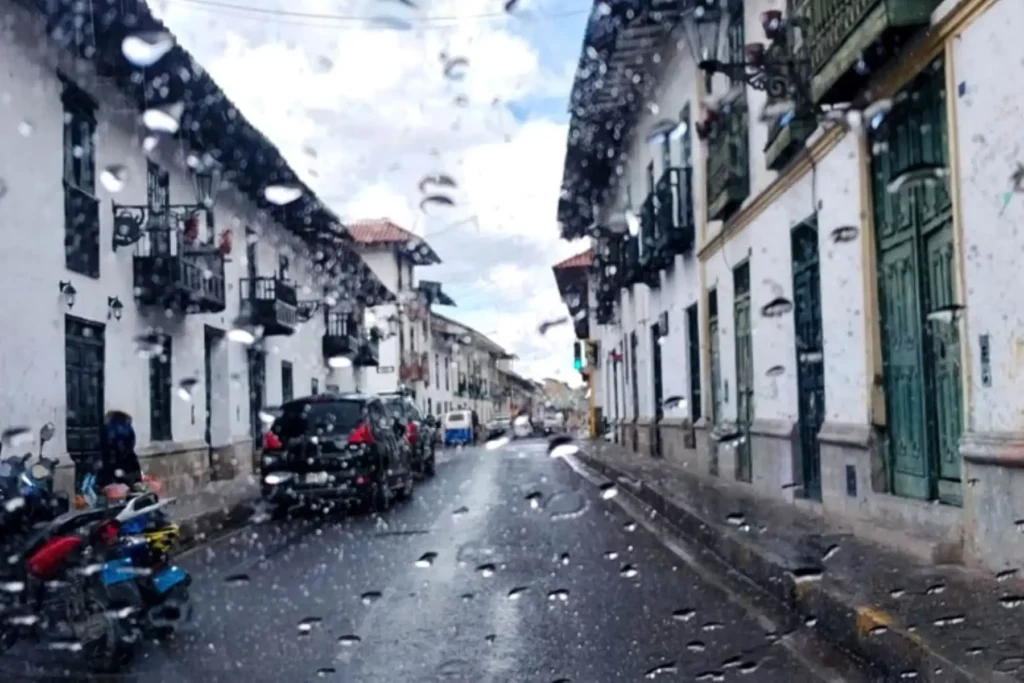 Senamhi advierte lluvias intensas en la sierra norte y centro