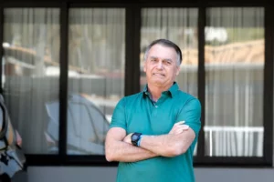 Bolsonaro presenta nuevo recurso para anular condena por conspiración contra Lula da Silva Bolsonaro presenta nuevo recurso para anular condena por conspiración contra Lula da Silva