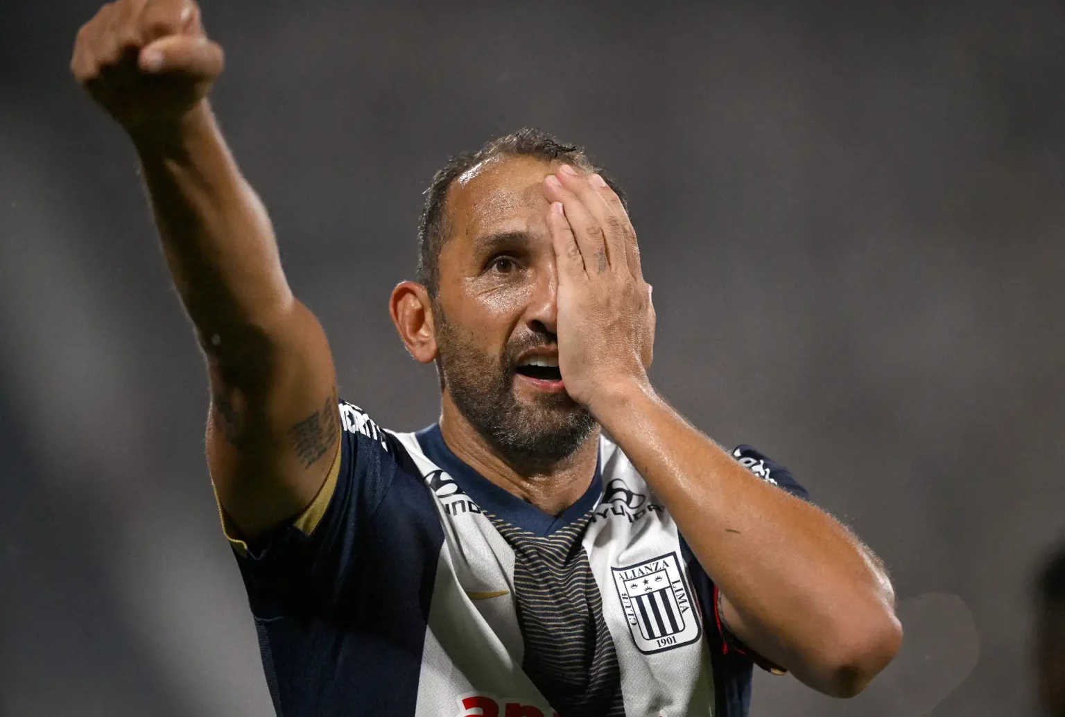 ¿Seguirá Hernán Barcos en Alianza Lima? Esto dijo el delantero
