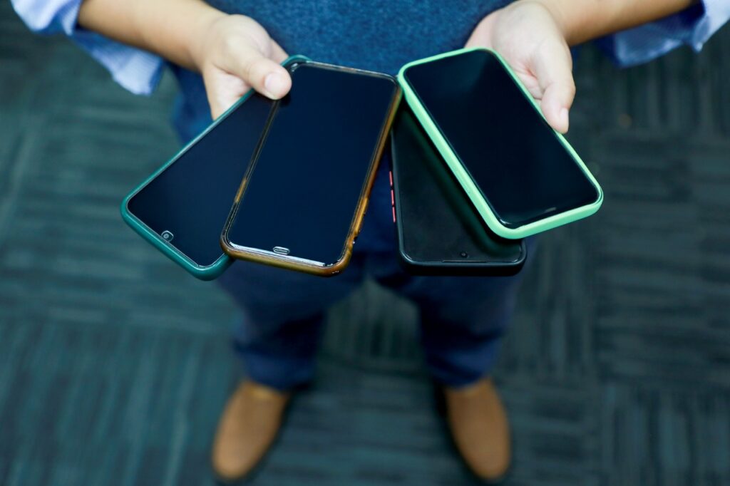 OSIPTEL contribuye con el estado de emergencia: se bloquearán otros 300 000 celulares no registrados en noviembre