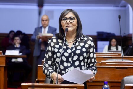 Congreso elimina «enfoque de género» y aprueba nueva «ley de igualdad de oportunidades» Congreso elimina "enfoque de género" y aprueba nueva "ley de igualdad de oportunidades"