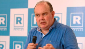 Pedido ante el JNE pone en duda candidatura de Rafael López Aliaga Pedido ante el JNE pone en duda candidatura de Rafael López Aliaga