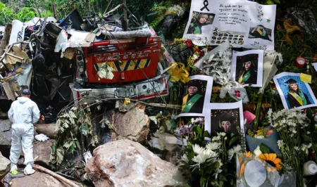 Bus escolar se accidenta en Antioquia y deja 17 víctimas mortales Bus escolar se accidenta en Antioquia y deja 17 víctimas mortales