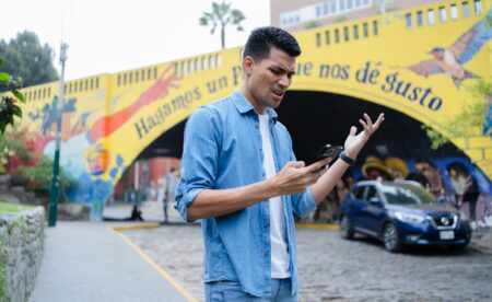 OSIPTEL aprueba norma para acelerar la baja de líneas móviles y bloquear celulares utilizados en delitos