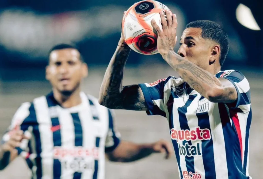 Zambrano, Peña y Trauco no seguirán en Alianza Lima tras decisión de la directiva Zambrano, Peña y Trauco no seguirán en Alianza Lima tras decisión de la directiva