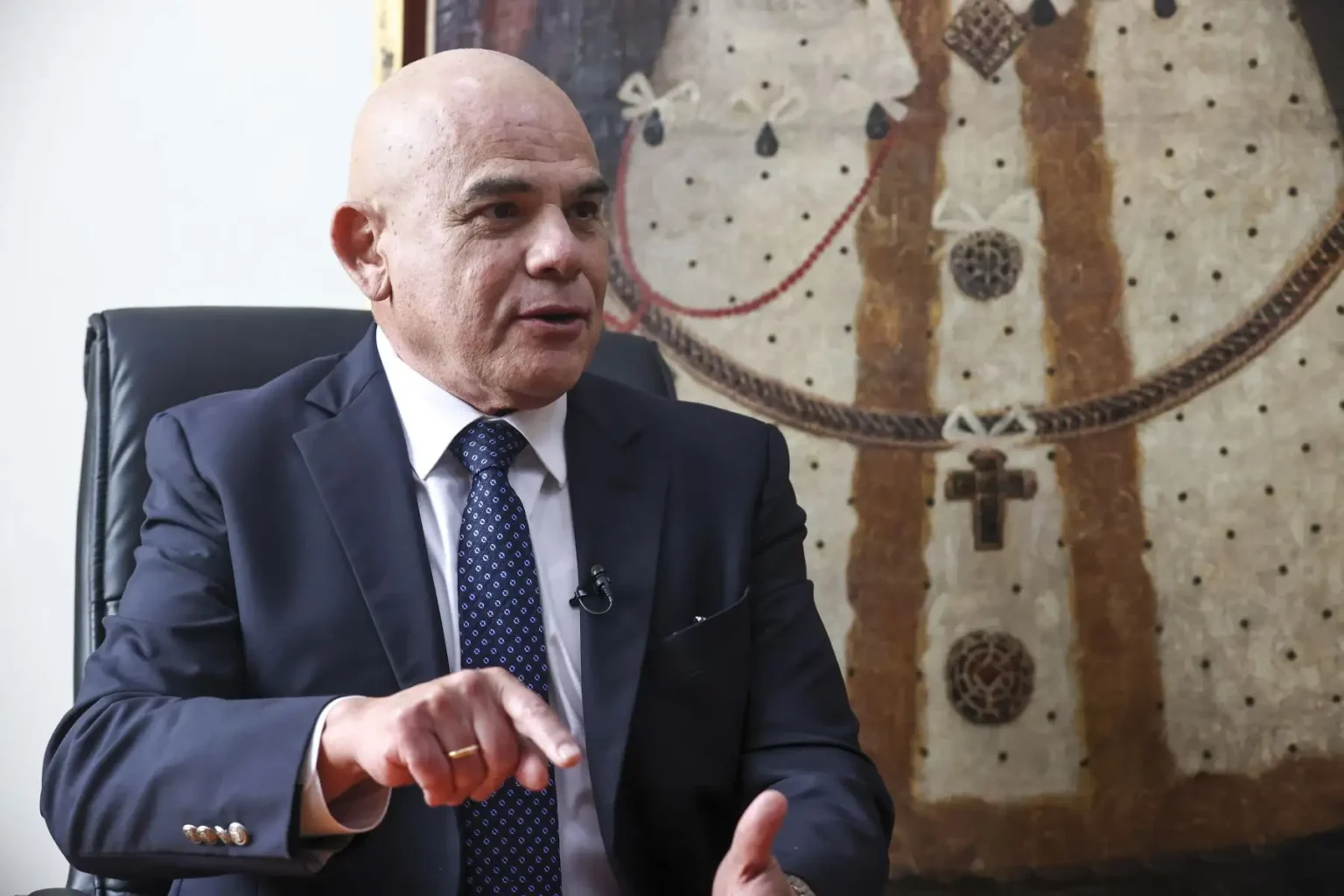 Premier asegura que no hay base legal para censurar o vacar a José Jerí Premier asegura que no hay base legal para censurar o vacar a José Jerí