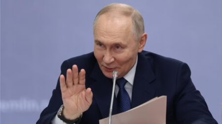 Putin pone precio a Groenlandia y plantea cifras millonarias para su compra