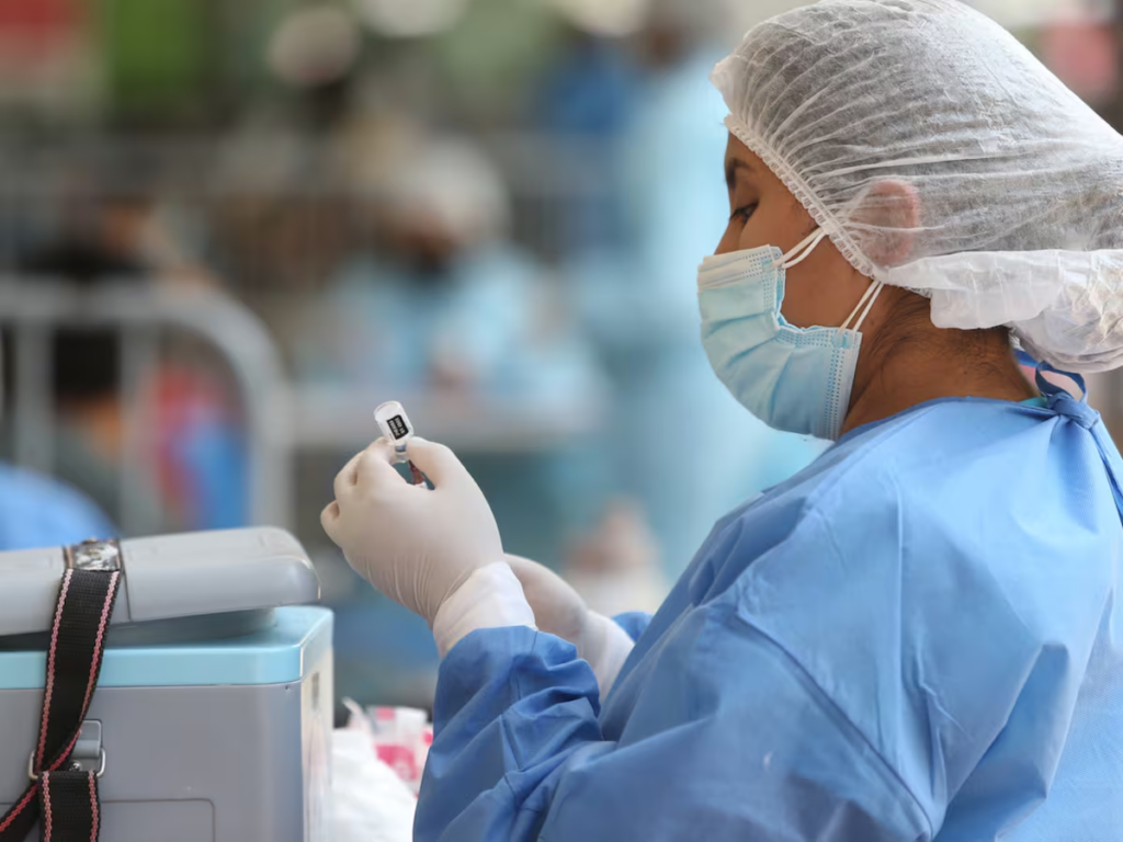 Enfermeras podrán abrir consultorios privados: estos son los requisitos que deben cumplir