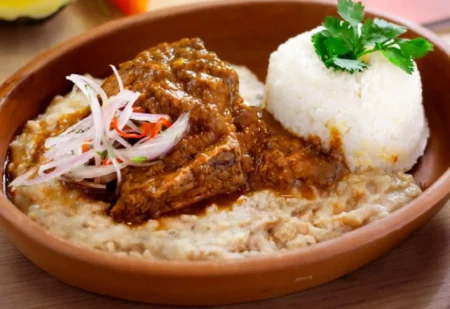 Seco de cabrito: historia, ingredientes y por qué es el mejor guiso del mundo