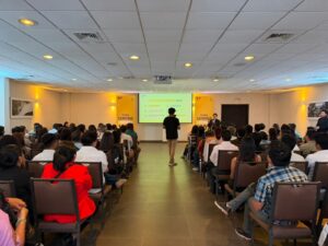 Especialista en tecnología digital llega a Piura para impulsar emprendimientos con inteligencia artificial