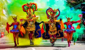 “Eterno Color” llevará carnaval, muralismo y danzas al Barrio Norte de Piura “Eterno Color” llevará carnaval, muralismo y danzas al Barrio Norte de Piura