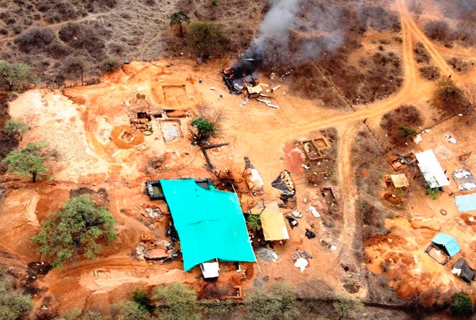 Minería ilegal crece en regiones tras suspensión de inversiones mineras Minería ilegal crece en regiones tras suspensión de inversiones mineras