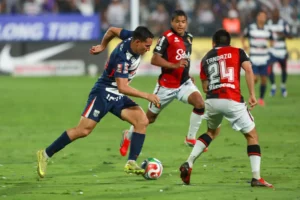 Jairo Vélez podría ser convocado a la selección peruana tras su actuación con Alianza Lima