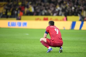 Lewandowski se despide de la selección de Polonia tras quedar fuera del Mundial 2026 con derrota ante Suecia