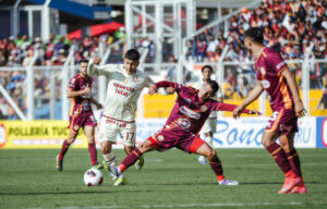 Los Chankas vencieron 3-1 a Universitario y se colocan primeros en el Torneo Apertura 2026