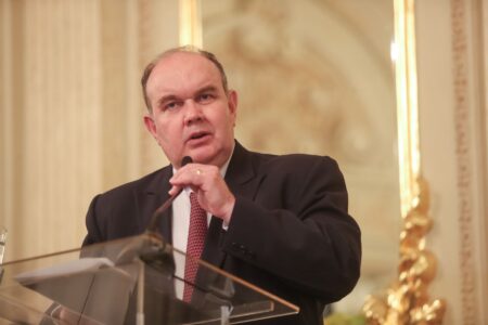 Encuesta CPI: Rafael López Aliaga lidera intención de voto y Keiko Fujimori ocupa segundo lugar