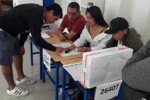 Elecciones 2026: ¿cuánto te multan si no votas o no asumes como miembro de mesa según el JNE? Elecciones 2026: ¿cuánto te multan si no votas o no asumes como miembro de mesa según el JNE?