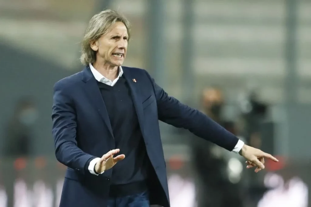 Ricardo Gareca descarta dirigir a Universitario hasta después del Mundial 2026 por contrato televisivo