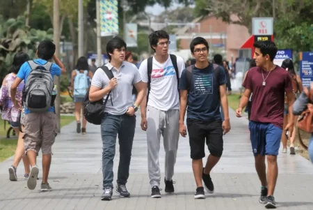 Más de 2.5 millones de jóvenes votan por primera vez en elecciones generales 2026 Más de 2.5 millones de jóvenes votan por primera vez en elecciones generales 2026