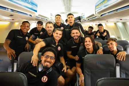 Universitario viaja a Colombia para enfrentar a Deportes Tolima en su debut en la Copa Libertadores 2026