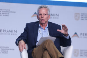 Alonso Rey: el próximo presidente debe apostar por la inversión privada para crecer y reducir pobreza