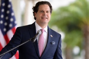 Embajador de EE. UU. respalda compra de aviones F-16: "Esto dará forma a los próximos 200 años de nuestra relación"