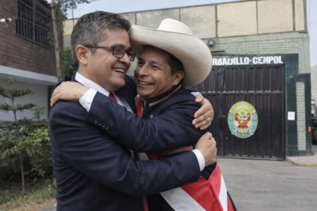 Exfiscal José Domingo Pérez asume la defensa legal de Pedro Castillo Exfiscal José Domingo Pérez asume la defensa legal de Pedro Castillo