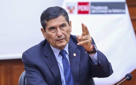 Gabinete de Luis Arroyo se presentará ante el Pleno del Congreso el 16 de abril para solicitar el voto de confianza Gabinete de Arroyo se presentará ante el Pleno del Congreso el 16 de abril para solicitar el voto de confianza