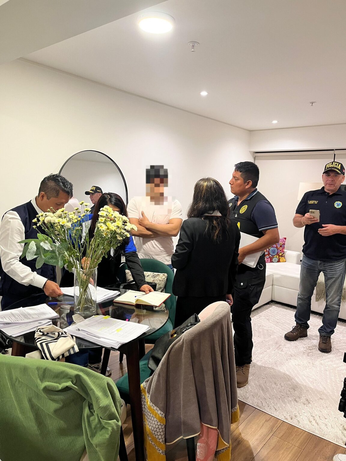 Fiscalía allana 23 viviendas vinculadas al entorno del expresidente José Jerí Fiscalía allana 23 viviendas vinculadas al entorno del expresidente José Jerí