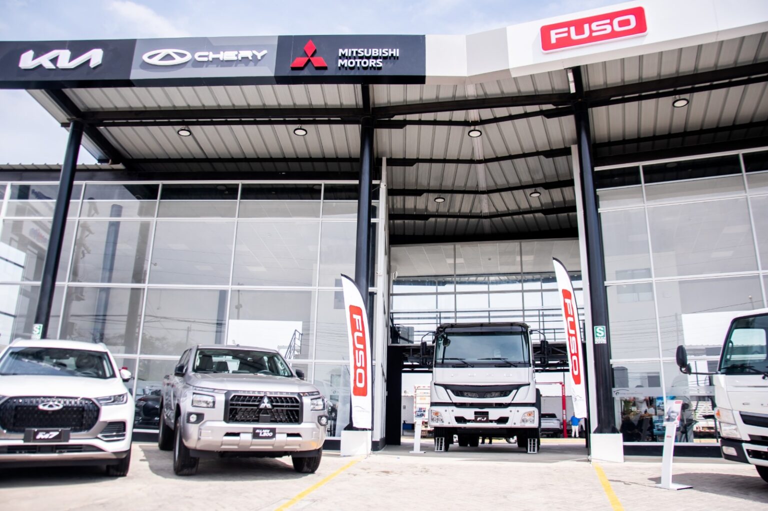 Interamericana Norte impulsa la expansión de FUSO en el norte del Perú con nueva tienda en Piura