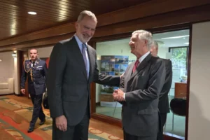 Rey Felipe VI expresa intención de asistir a toma de mando presidencial en Perú