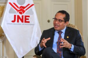 JNE niega reunión de Roberto Burneo con aspirante a la vicepresidencia en Panamá durante viaje oficial