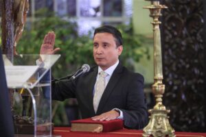 Ministro de Justicia deberá acudir al Congreso para explicar cambios en la Comisión de Gracias Presidenciales