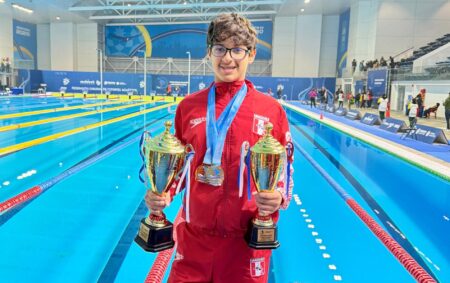 ¡Orgullo piurano! Nadador de Talara se consagra campeón sudamericano en prueba de 100 metros mariposa ¡Orgullo piurano! Talareño de 13 años gana oro sudamericano en natación en Santiago de Chile