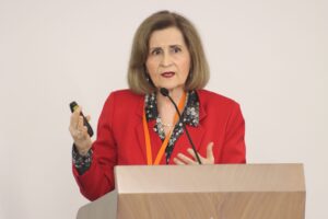 Luz Pacheco renuncia a la presidencia del Tribunal Constitucional y deja el cargo en mayo