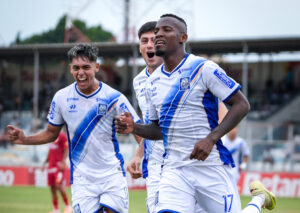 Alianza Atlético golea 4-1 a Sport Huancayo y escala en el Torneo Apertura
