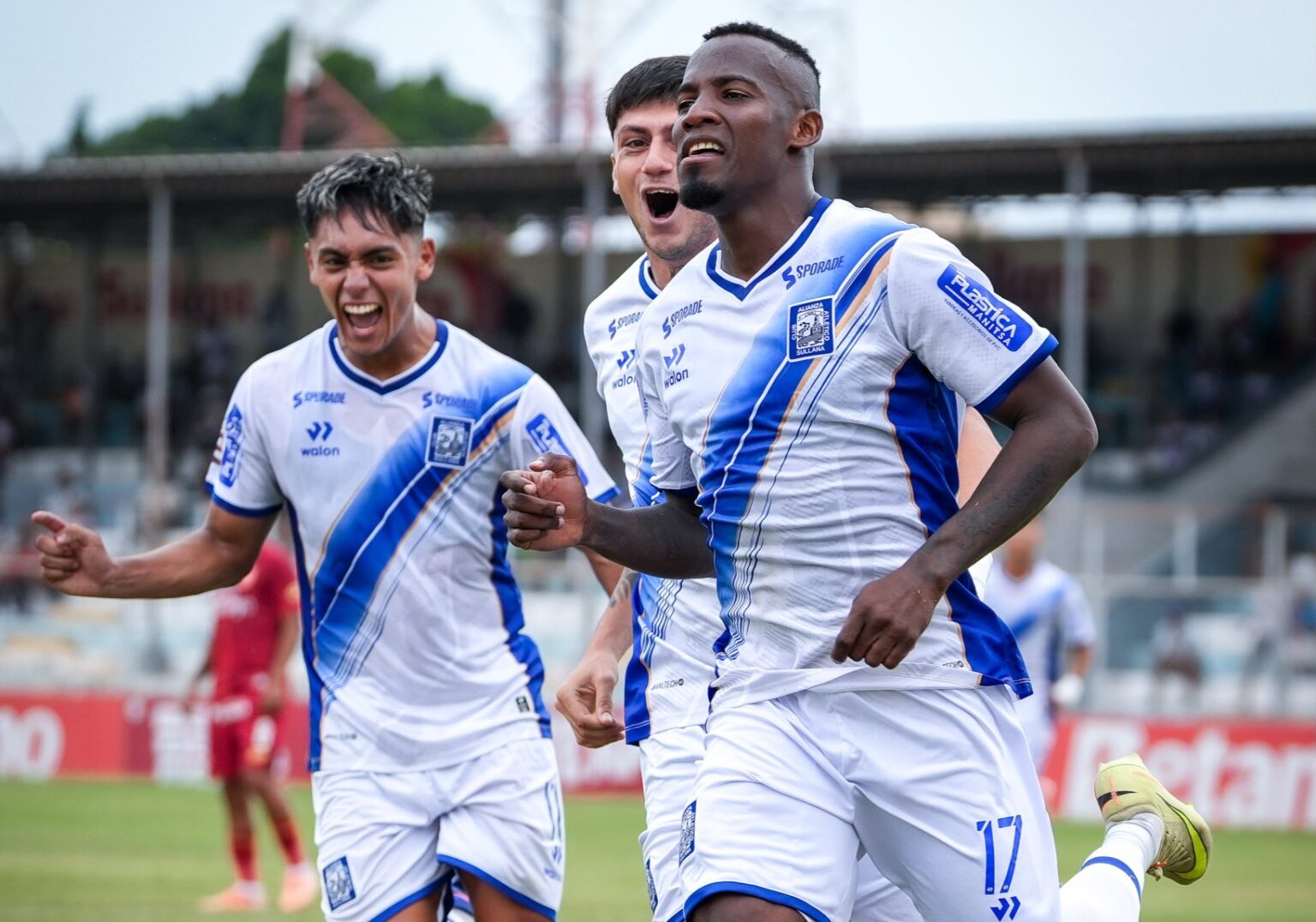 Alianza Atlético enfrenta a América de Cali en la Copa Sudamericana con la obligación de ganar