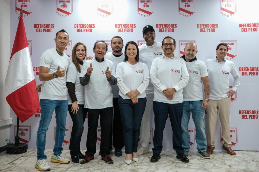 Keiko Fujimori presenta iniciativa para convocar personeros para la segunda vuelta Keiko Fujimori presenta iniciativa para convocar personeros para la segunda vuelta