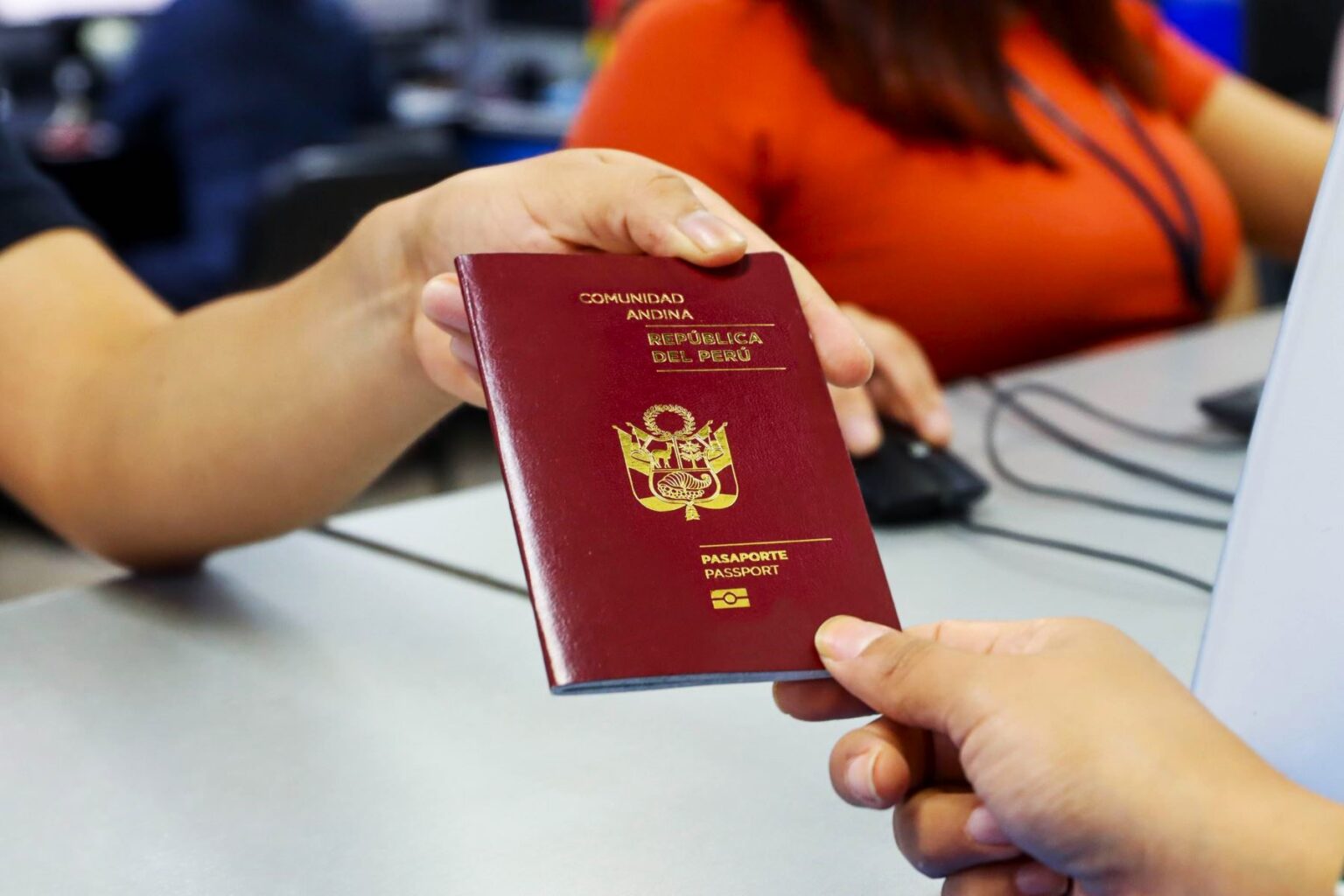 Migraciones aclara que el pasaporte electrónico sin cita previa aún no entra en funcionamiento