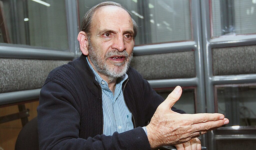 Yehude Simon cuestiona a Roberto Sánchez por falta de definición política: "No sé cuál será su máscara definitiva"