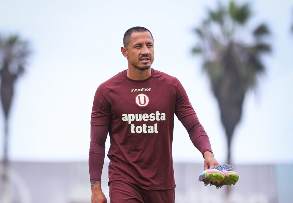 Gianluca Lapadula explica por qué eligió fichar por Universitario
