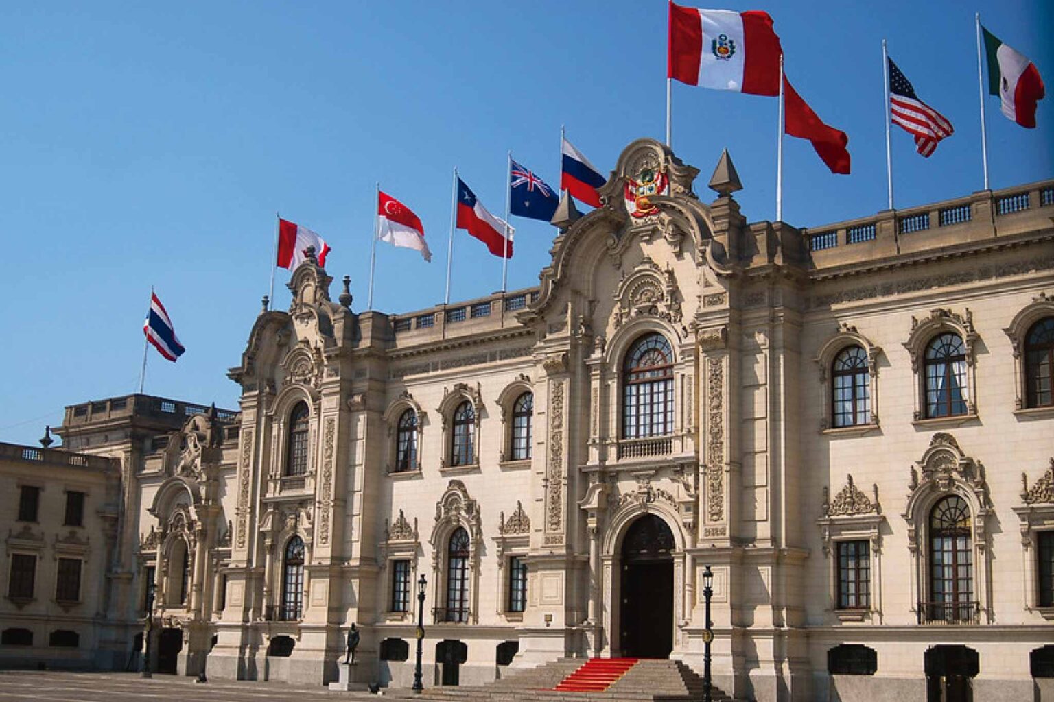 Mayoría de peruanos apuesta por un gabinete multipartidario para el próximo gobierno Mayoría de peruanos apuesta por un gabinete multipartidario para el próximo gobierno