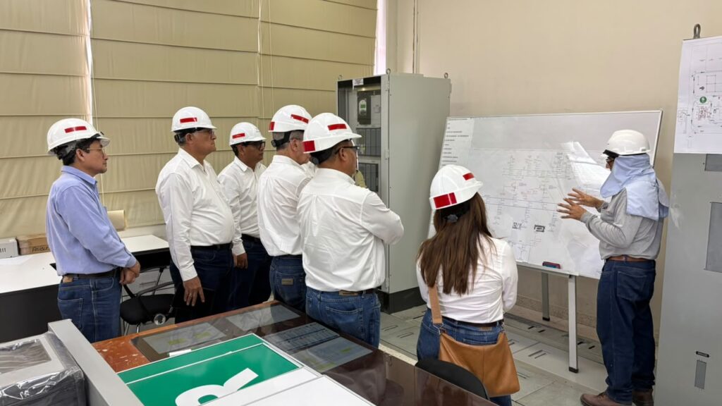 Directivos de FONAFE y Distriluz visitaron proyectos de infraestructura eléctrica en Piura