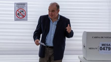 Rafael López Aliaga llama a evitar el voto blanco y viciado durante la segunda vuelta presidencial Rafael López Aliaga llama a evitar el voto blanco y viciado