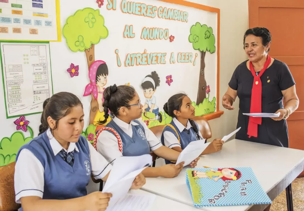 Minedu suspende clases el 5 y 8 de junio en colegios que serán locales de votación