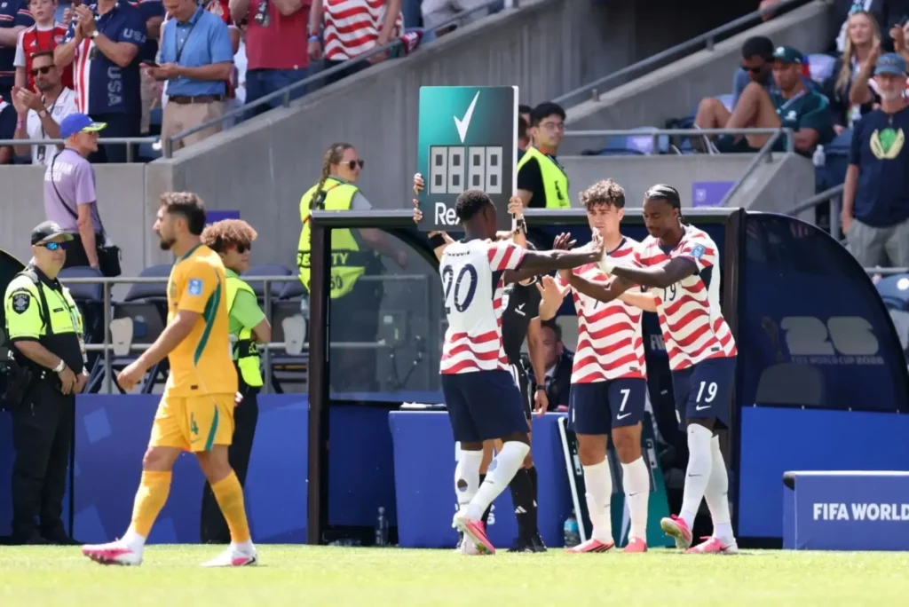Estados Unidos vence a Australia y clasifica a dieciseisavos del Mundial 2026