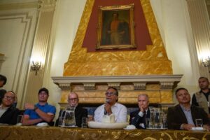 Roberto Sánchez recibe respaldo de Forsyth, Belmont y López Chau rumbo a la segunda vuelta electoral