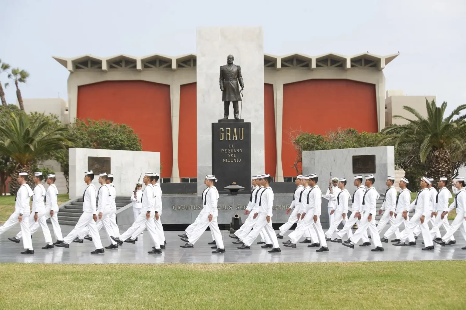 Escuela Naval del Perú abrió su proceso de admisión 2027: requisitos, vacantes y cómo postular