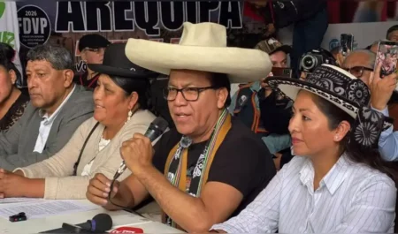 Roberto Sánchez insiste en no reconocer los resultados: «Esta democracia no nos representa» Roberto Sánchez insiste en no reconocer los resultados: "Esta democracia no nos representa"